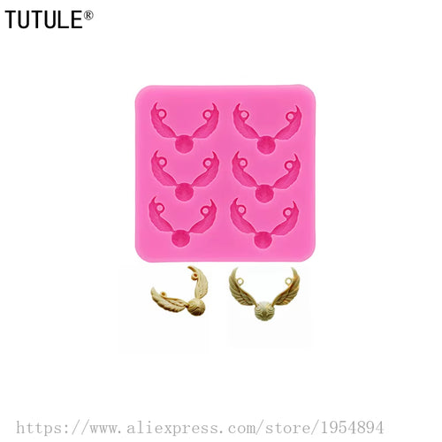 Angel Wings Keychain Silicone Mold-Fondant Polymer Chocolate Cake Clay Silicone Keychain Necklace Mould,Epoxy Resin Craft Mould