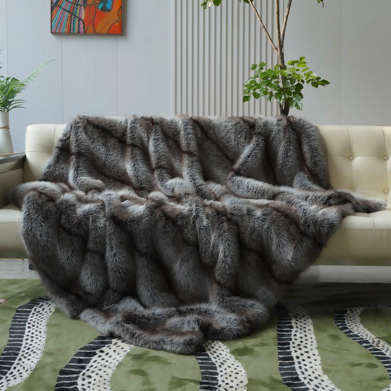 Luxury Faux Fur Blanket High Pile Bed Faux Fox Fur Blankets for Beds Plaid on the Sofa Cover Decoration Home Blankets and Throws