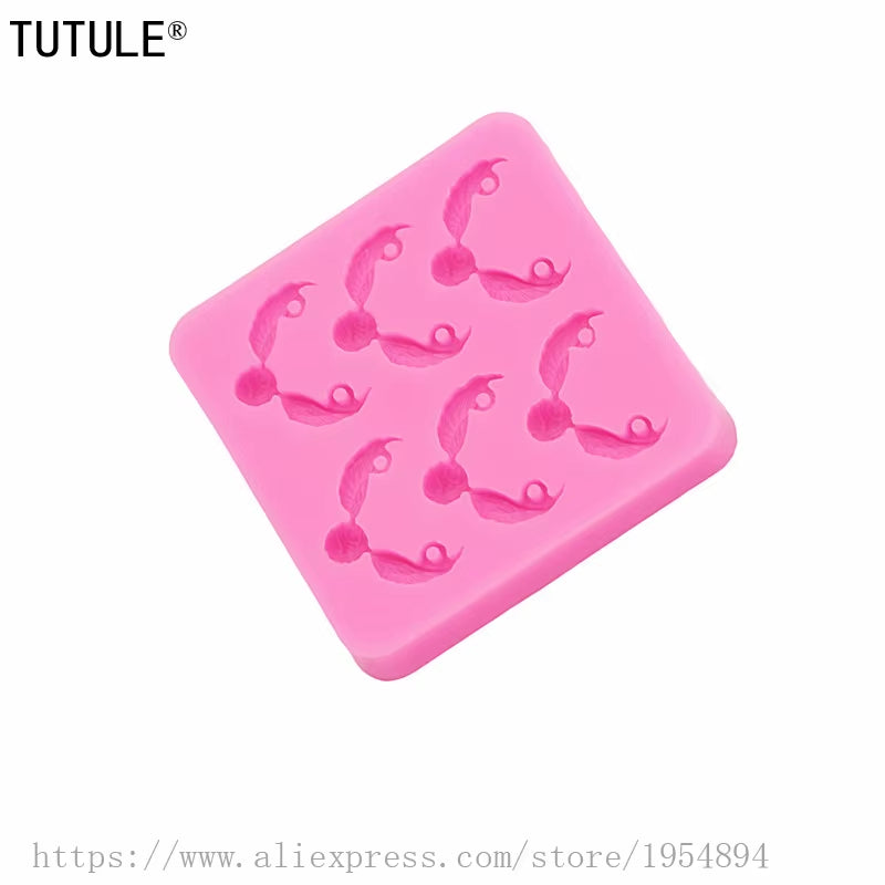 Angel Wings Keychain Silicone Mold-Fondant Polymer Chocolate Cake Clay Silicone Keychain Necklace Mould,Epoxy Resin Craft Mould