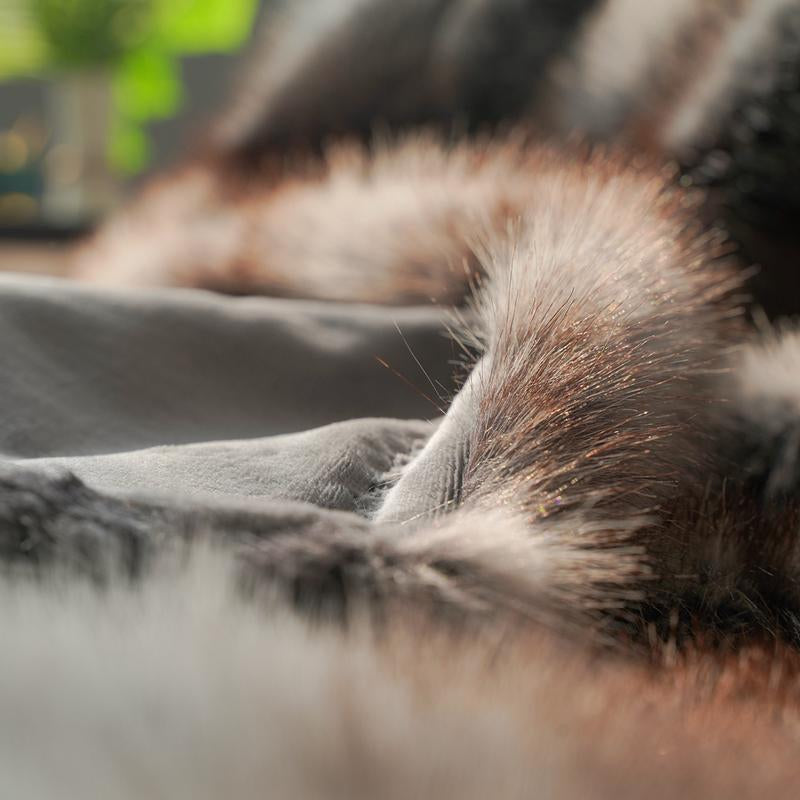 Luxury Faux Fur Blanket High Pile Bed Faux Fox Fur Blankets for Beds Plaid on the Sofa Cover Decoration Home Blankets and Throws
