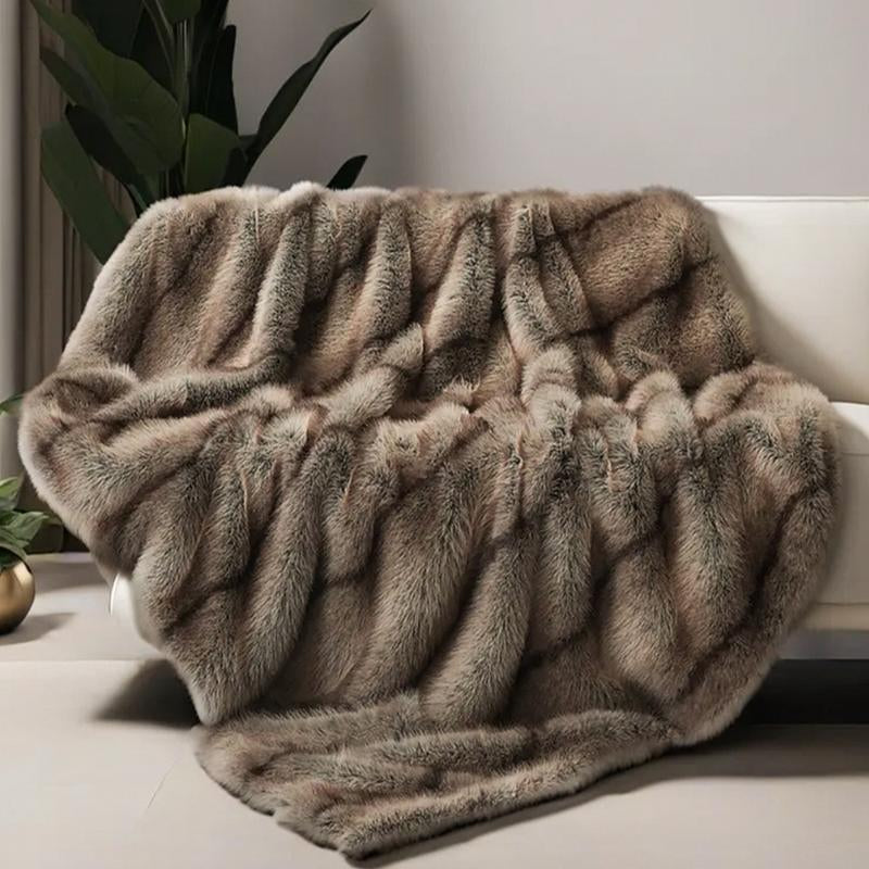 Luxury Faux Fur Blanket High Pile Bed Faux Fox Fur Blankets for Beds Plaid on the Sofa Cover Decoration Home Blankets and Throws